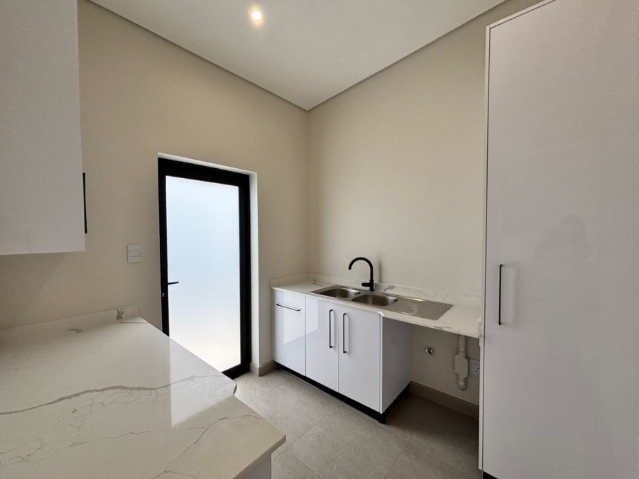 To Let 3 Bedroom Property for Rent in Helderzicht Eco Estate North West